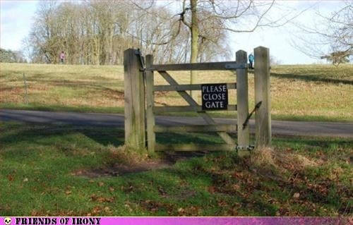 please close gate