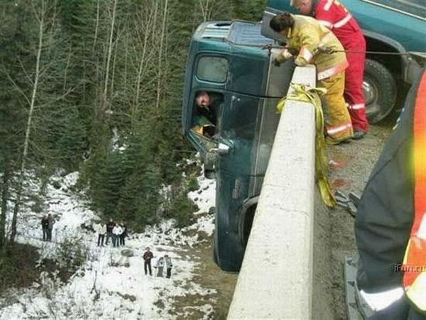 dangling truck